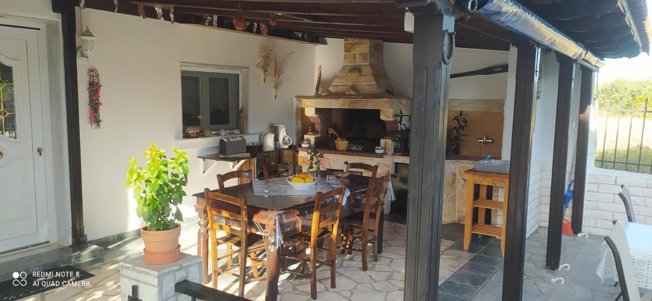 Ekali-Haus Villa Néa Irákleia Eksteriør billede
